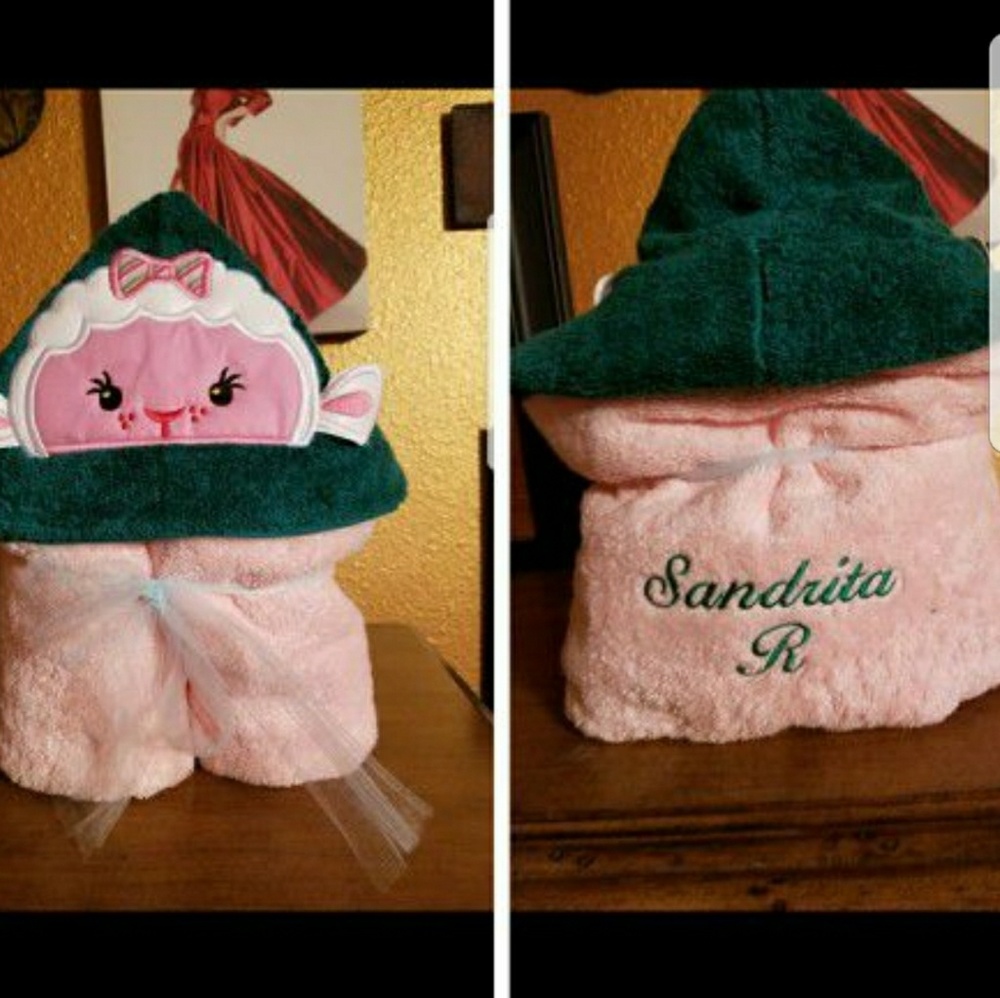 Dr Mcsuffins lambie hooded towel
